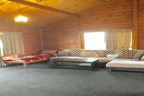 Photo of property in 2/4201 Great North Road, Glen Eden, Auckland, 0602