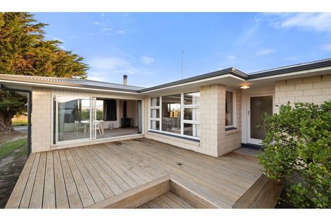 Photo of property in 302 Wigram Road, Wigram, Christchurch, 8025