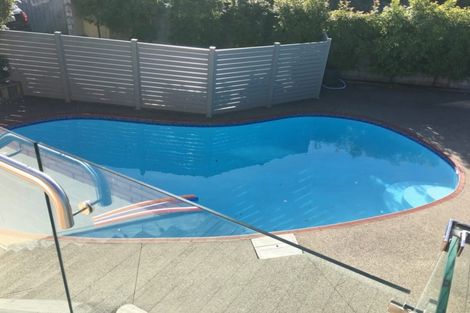 Photo of property in 31a Forrest Hill Road, Milford, Auckland, 0620