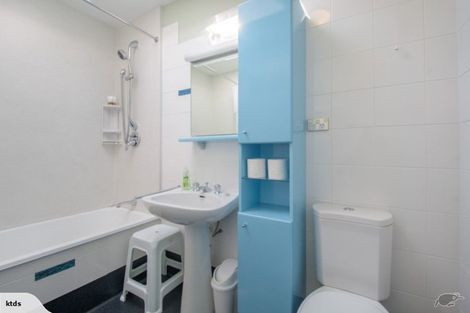 Photo of property in 8 Veint Crescent, Queenstown, 9300