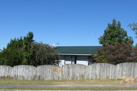 Photo of property in 131 Oreil Avenue, West Harbour, Auckland, 0618