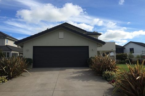 Photo of property in 64 Toscana Drive, Karaka, Papakura, 2113