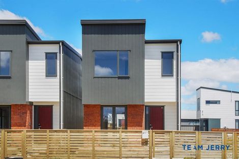 Photo of property in 28 Corporal Street, Papakura, 2110