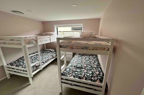 Photo of property in 9 Ward Street, Jacks Point, Queenstown, 9371