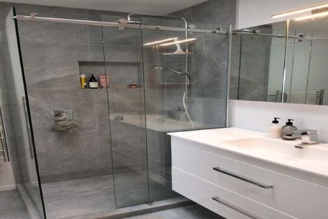 Photo of property in 10 Paparata Street, Karori, Wellington, 6012