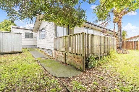 Photo of property in 2/57 Redcrest Avenue, Red Hill, Papakura, 2110