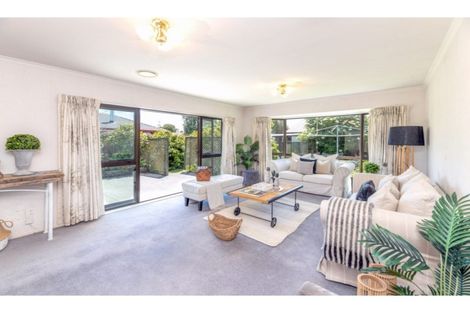 Photo of property in 61 Lowry Avenue, Redwood, Christchurch, 8051