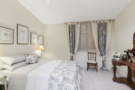 Photo of property in Trieste, 9/346 Oriental Parade, Oriental Bay, Wellington, 6011