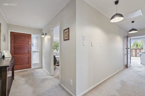 Photo of property in 15 Chilton Drive, Mairehau, Christchurch, 8052