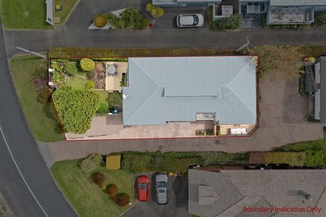 Photo of property in 1/25 Park Rise, Campbells Bay, Auckland, 0630