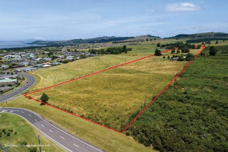 Photo of property in 24 Acacia Bay Road, Nukuhau, Taupo, 3330