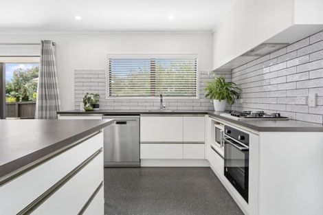 Photo of property in 4 Rutherford Street, Otumoetai, Tauranga, 3110