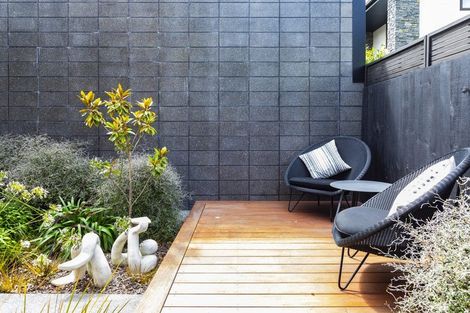 Photo of property in 43a Gracefield Avenue, Christchurch Central, Christchurch, 8013