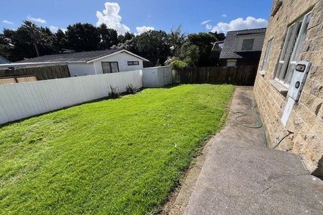 Photo of property in 24 Hurstbourn Priors, Goodwood Heights, Auckland, 2105