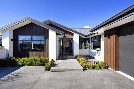 Photo of property in 8 Rosemary Place, Stoke, Nelson, 7011