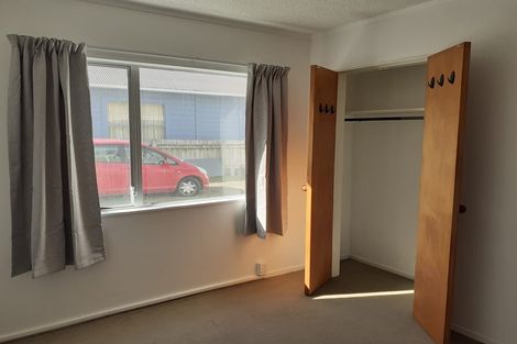 Photo of property in 1/192 Onepu Road, Lyall Bay, Wellington, 6022