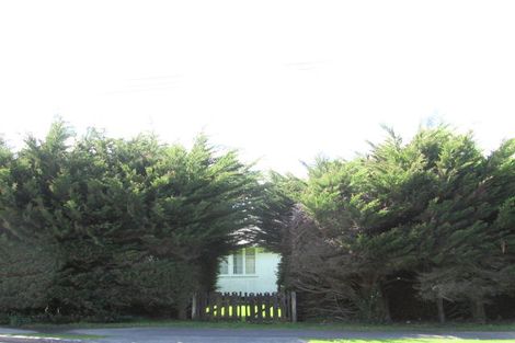 Photo of property in 13 Carthew Terrace, Foxton Beach, Foxton, 4815