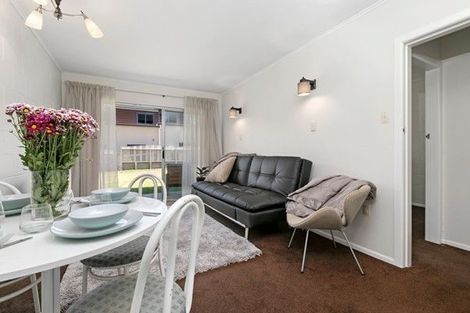 Photo of property in 40c Maunganui Road, Mount Maunganui, 3116
