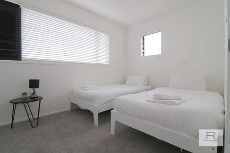 Photo of property in 4 Tapuwae Way, Mangere Bridge, Auckland, 2022