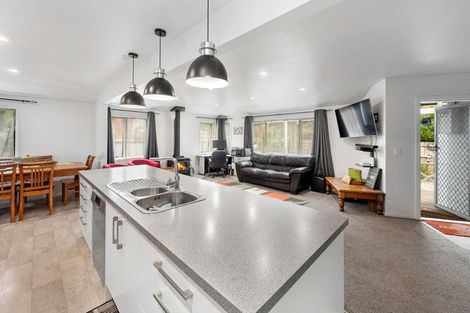 Photo of property in 10 Tongariro Road, Turangi, 3334