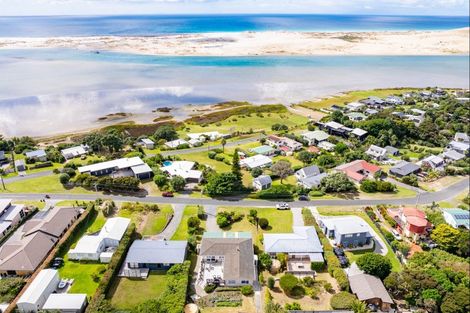 Photo of property in 34 Cheviot Street, Mangawhai Heads, Mangawhai, 0505