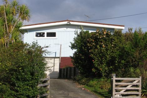 Photo of property in 8 Barrier View Road, Leigh, 0985