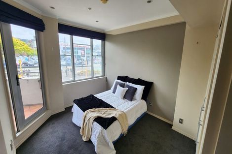 Photo of property in Construction House, 53/80 Kent Terrace, Mount Victoria, Wellington, 6011