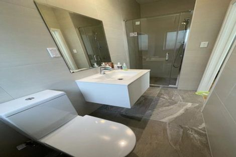 Photo of property in 102 Stanmore Bay Road, Stanmore Bay, Whangaparaoa, 0932