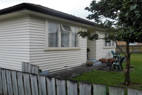 Photo of property in 27 Opaheke Road, Papakura, 2110
