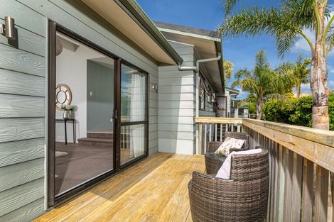 Photo of property in 1/3 Aotearoa Terrace, Murrays Bay, Auckland, 0630