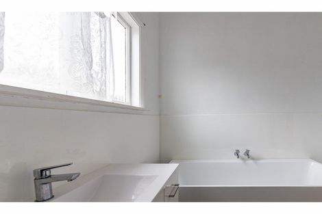 Photo of property in 37 Gresford Street, Edgeware, Christchurch, 8013