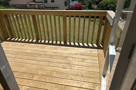 Photo of property in 2/70 Gladstone Road, Northcote, Auckland, 0627