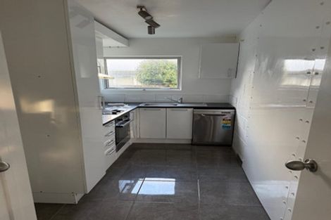 Photo of property in 33 Seddon Road, Frankton, Hamilton, 3204