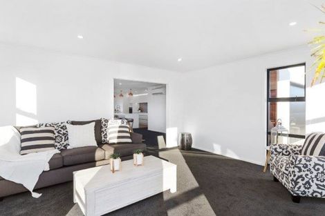 Photo of property in 76 Shields Street, Clyde, 9330