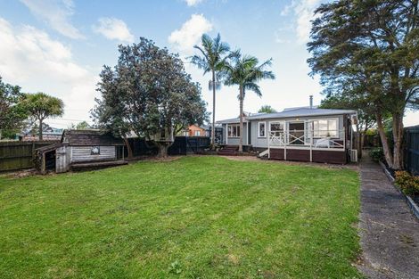 Photo of property in 82 Rosier Road, Glen Eden, Auckland, 0602