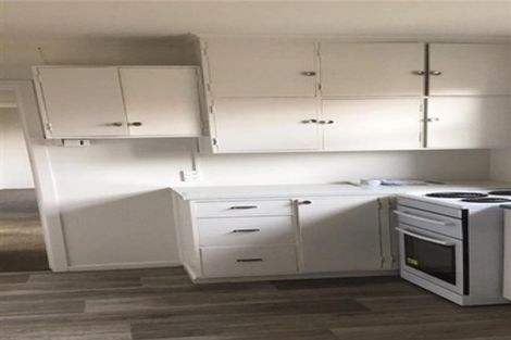 Photo of property in 2/707 Alexandra Street, Parkvale, Hastings, 4122