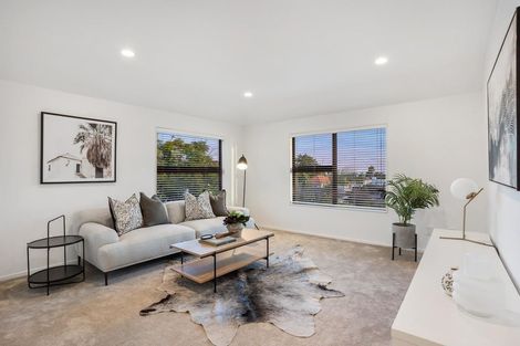 Photo of property in 158b East Coast Road, Forrest Hill, Auckland, 0620