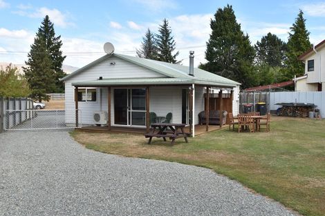 Photo of property in 9 Glenbrook Crescent, Twizel, 7901