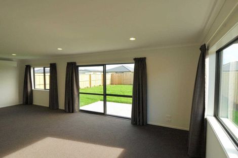 Photo of property in 27 Pakohe Street, Pegasus, 7612