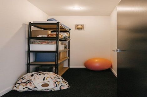 Photo of property in 10 Monaco Grove, Fitzherbert, Palmerston North, 4410