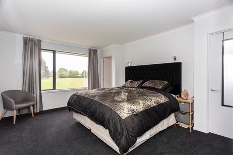 Photo of property in 13 Grove Avenue, Weston, Oamaru, 9401