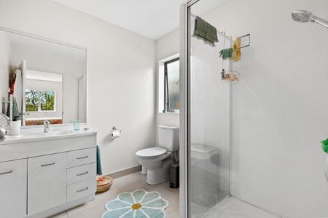 Photo of property in 106 Popokatea Drive, Takanini, 2112