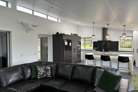 Photo of property in 24 Oakdale Drive, Kinloch, Taupo, 3377