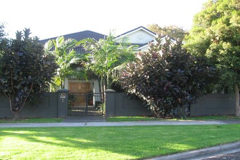 Photo of property in 1 Grammar School Road, Pakuranga, Auckland, 2010