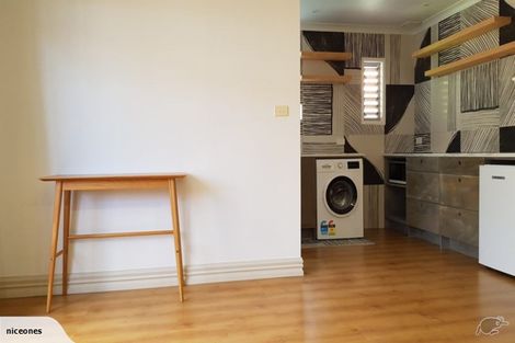 Photo of property in 19 Millstream Drive, Henderson, Auckland, 0610