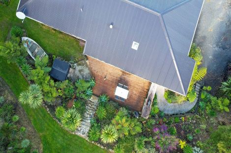 Photo of property in 8 Kaipatiki Rise, Haruru, 0204