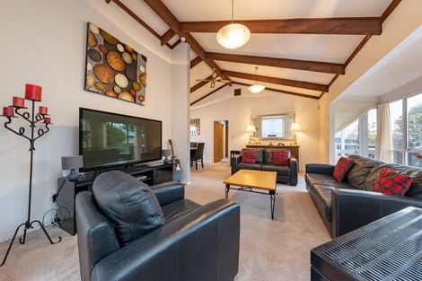 Photo of property in 11 Tulsa Grove, Totara Park, Upper Hutt, 5018