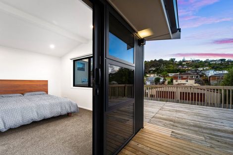Photo of property in 12 Capitol Road, Matakatia, Whangaparaoa, 0930