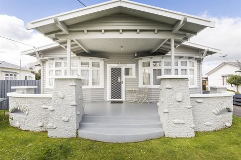 Photo of property in 28 Hair Street, Marton, 4710