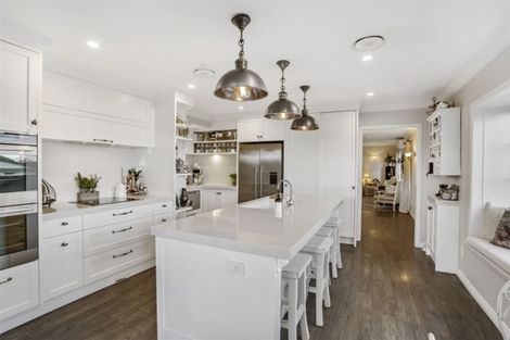 Photo of property in 12 Oakdale Road, Mount Roskill, Auckland, 1041